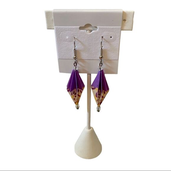 Lavender & Creme Colored Handcrafted Origami Earrings. - Picture 4 of 6